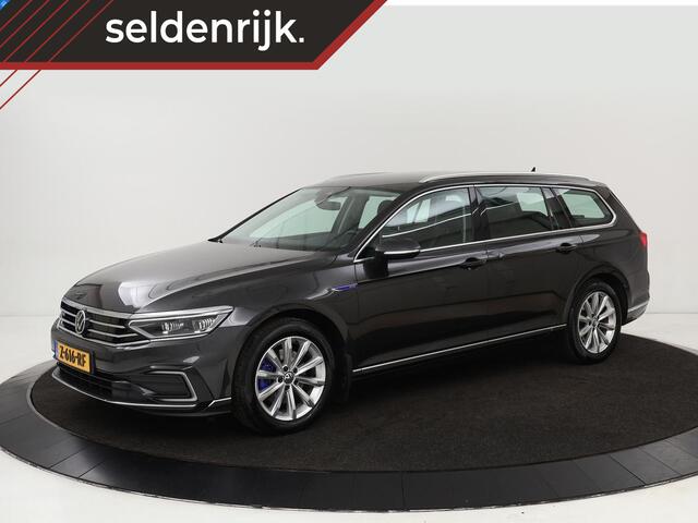 Volkswagen PASSAT 1.4 TSI GTE | Stoel & stuurverwarming | Camera | Carplay | Trekhaak | Adaptive cruise | Standkachel | Navigatie | Full LED