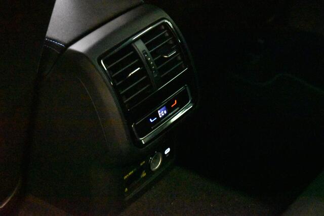 Volkswagen PASSAT Variant GTE 218PK DSG HYBRID BUSINESS VIRTUAL/NAVI/CAMERA