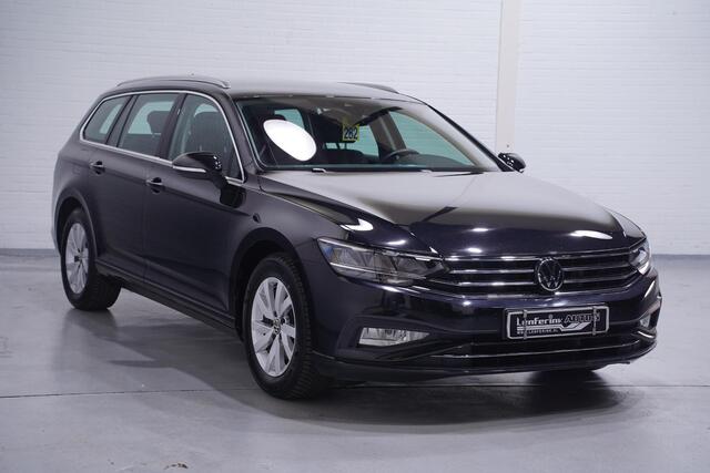 Volkswagen PASSAT Variant 1.5 TSI Business Virtual Trekhaak Navi Clima Apple Carplay Camera NAP