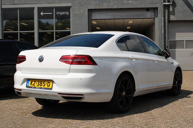 Volkswagen PASSAT 1.4 TSI GTE Wordt verwacht Pano|Camera|Led|Ergo|Adaptief