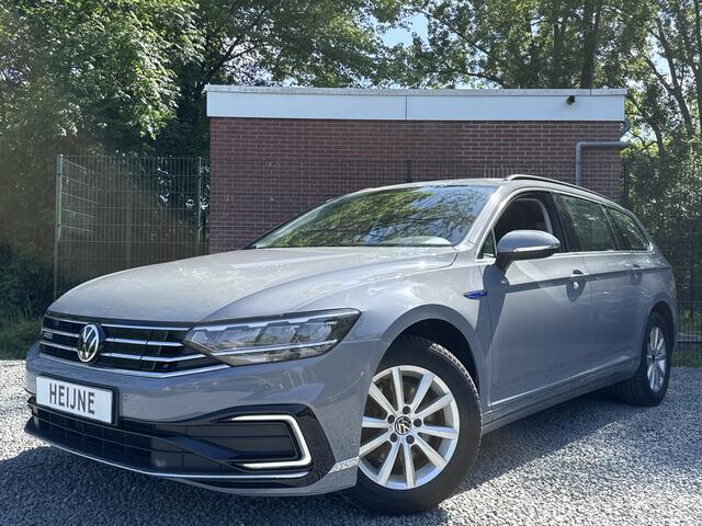 Volkswagen PASSAT Variant GTE [PHEV] BUSINESS CAMERA/ACC/MASSAGE