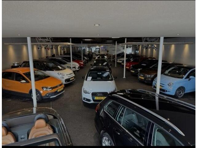 Volkswagen PASSAT 1.6 TDI II R-Line II DSG II Leder II