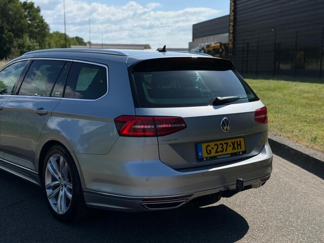 Volkswagen PASSAT 1.6 TDI II R-Line II DSG II Leder II