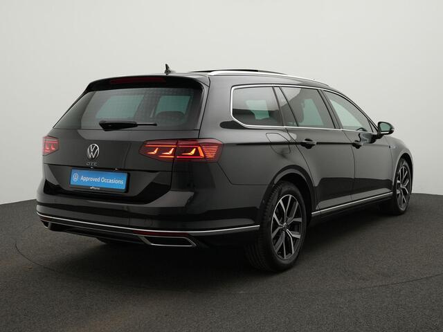 Volkswagen PASSAT Variant 1.4 TSI 218 pk DSG PHEV GTE Business | Panoramadak | Navigatie Discover Pro | Rondomzicht camera | Leder/alcantara | IQ Light