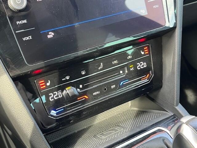 Volkswagen PASSAT 1.4 TSI GTE VIRTU - HEAD-UP - MASSAGE - AD. CRUISE - CAMERA