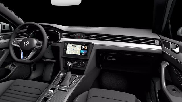 Volkswagen PASSAT Variant 1.4 TSI PHEV GTE Business | Wordt verwacht | Trekhaak | Pano | Ergo |