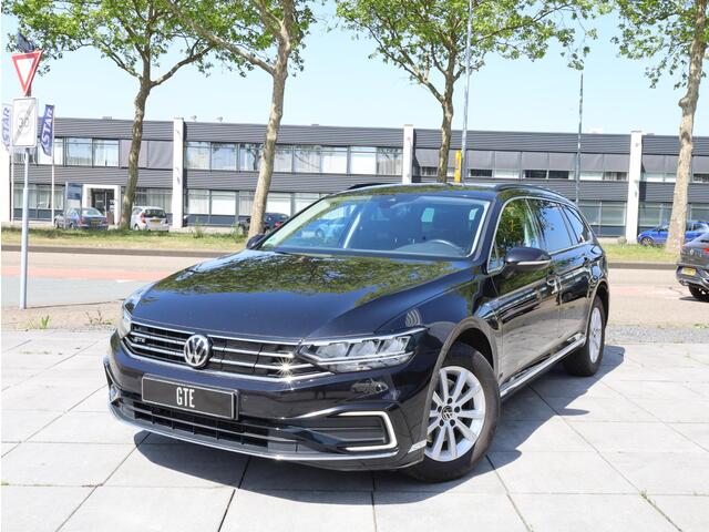 Volkswagen PASSAT Variant GTE 1.4 TSI PHEV Camera | Stoelverwarming Voor en Achter | Adaptive Cruise | Massage | Getint Glas |