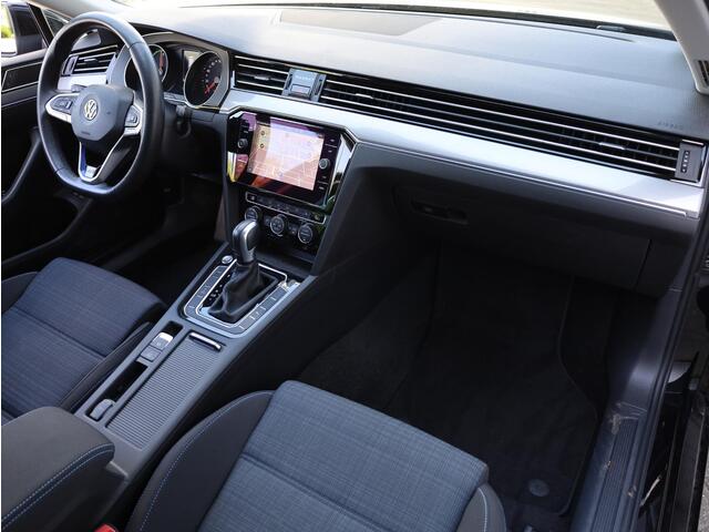Volkswagen PASSAT Variant GTE 1.4 TSI PHEV Camera | Stoelverwarming Voor en Achter | Adaptive Cruise | Massage | Getint Glas |