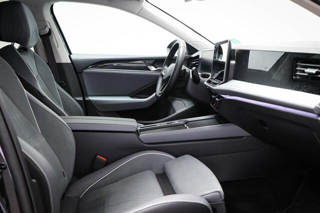 Volkswagen PASSAT Variant 1.5 eTSI Elegance Business | MASSAGE | STUURVERWARMING | PARK ASSIST