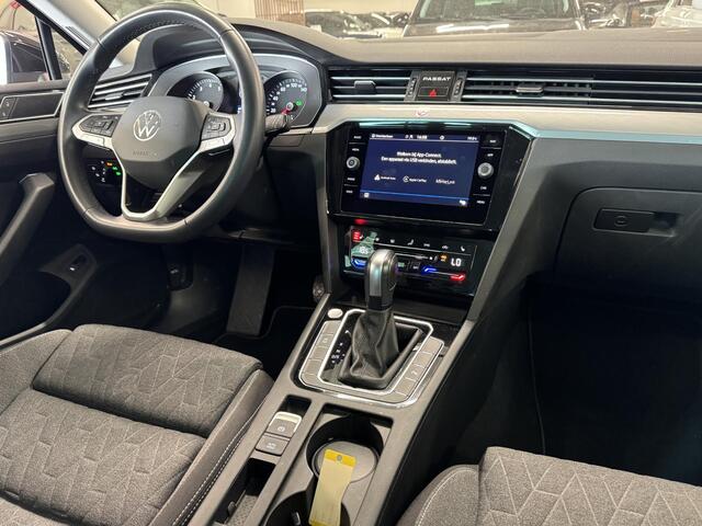 Volkswagen PASSAT Variant 1.5 TSI Business 150PK Automaat | Climate Control | LED Verlichting | Cruise Control Adaptief | Winter-pakket | Carplay | Navi | Elektrische Trekhaak | ( Vestiging - Vianen )