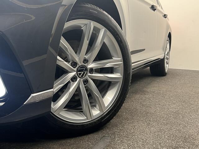 Volkswagen PASSAT Variant 1.4 TSI PHEV GTE Business | PANO | TREKHAAK | NAVI | ACC |