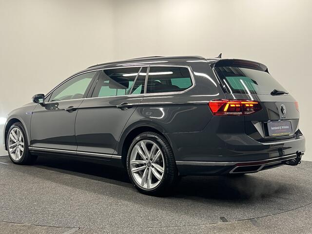 Volkswagen PASSAT Variant 1.4 TSI PHEV GTE Business | PANO | TREKHAAK | NAVI | ACC |