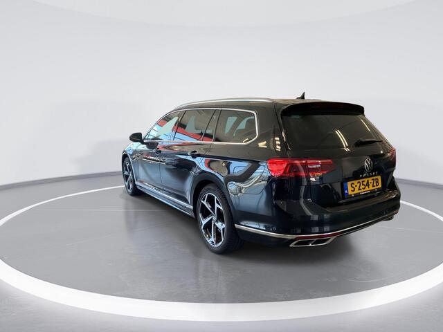 Volkswagen PASSAT Variant 1.5 TSI 150pk DSG R-Line Business + · Camera · Matrix LED · ACC · Stoelverwarming · Elek. Rugleuning Bestuurder · Apple/Android Car Play · 18"Velgen · Garantie t/m 25-05-2027 of 100.000km