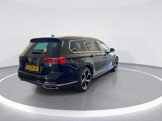 Volkswagen PASSAT Variant 1.5 TSI 150pk DSG R-Line Business + · Camera · Matrix LED · ACC · Stoelverwarming · Elek. Rugleuning Bestuurder · Apple/Android Car Play · 18"Velgen · Garantie t/m 25-05-2027 of 100.000km