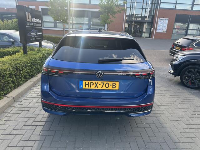Volkswagen PASSAT 1.5 eTSI R-Line Bns