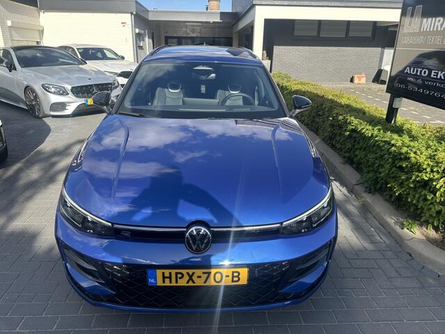 Volkswagen PASSAT 1.5 eTSI R-Line Bns