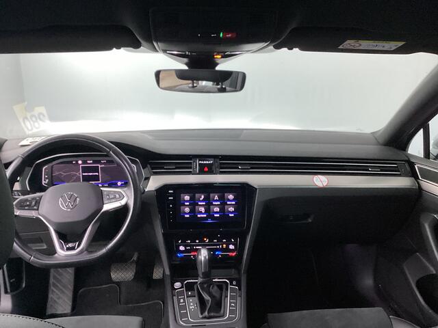 Volkswagen PASSAT Variant 1.5 TSI R-Line Business + | Verwacht |