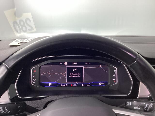 Volkswagen PASSAT Variant 1.5 TSI R-Line Business + | Verwacht |