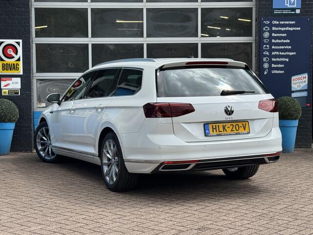 Volkswagen PASSAT Variant 1.4 TSI PHEV GTE Business Prijs Inclusief Onderhoud & 12 Maand BOVAG Garantie | Uitklapbare Trekhaak | Elektrische Kofferklep | Voorstoelen Verwarmd |