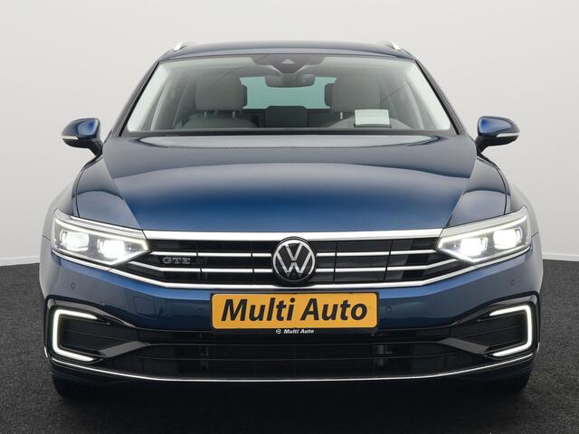 Volkswagen PASSAT Variant GTE Highline Plug In Hybrid 218pk PHEV | Trekhaak af Fabriek | Adaptive Cruise | Head Up | Lederen Sportstoelen Massage | Apple Carplay | 18"L.M | Navi Full Map |