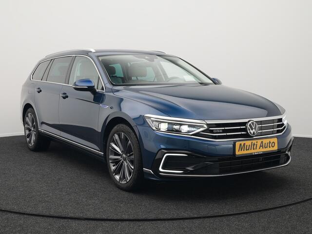 Volkswagen PASSAT Variant GTE Highline Plug In Hybrid 218pk PHEV | Trekhaak af Fabriek | Adaptive Cruise | Head Up | Lederen Sportstoelen Massage | Apple Carplay | 18"L.M | Navi Full Map |