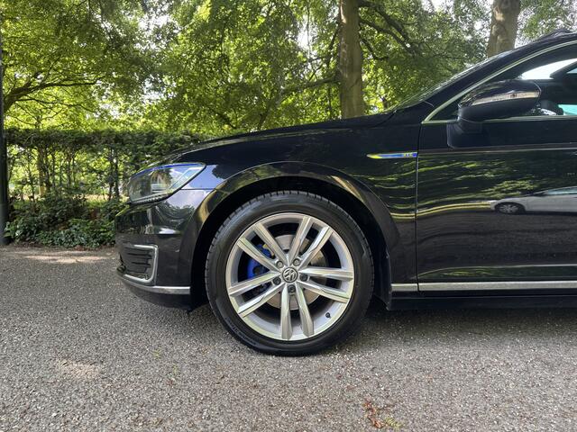 Volkswagen PASSAT Variant 1.4 GTE, Pano, Adaptive