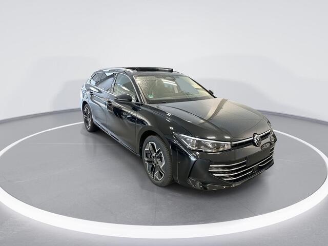 Volkswagen PASSAT Variant 1.5 204pk DSG eHybrid Elegance Business · Panoramadak · 360 Camera · Elek. Trekhaak · Stoelmassage · Stoelventilatie · 18'' Inch · Garantie t/m 05-08-2029 of 100.000km