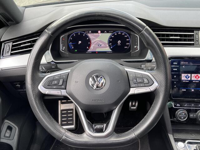 Volkswagen PASSAT Variant 1.5 TSI Elegance Business R 19"/Panoramadak/Leder/Trekhaak/Dynaudio/Keyless/Stoelverwarming/Elektrische klep/Dodehoek