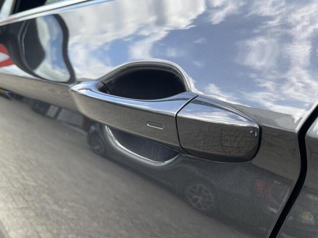 Volkswagen PASSAT Variant 1.5 TSI Elegance Business R 19"/Panoramadak/Leder/Trekhaak/Dynaudio/Keyless/Stoelverwarming/Elektrische klep/Dodehoek