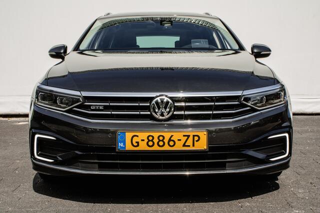 Volkswagen PASSAT Variant 1.4 TSI PHEV GTE 218pk Business Panoramdak/ Trekhaak/ Ergo stoel/ Head up/ Stoelverwarming/ Camera