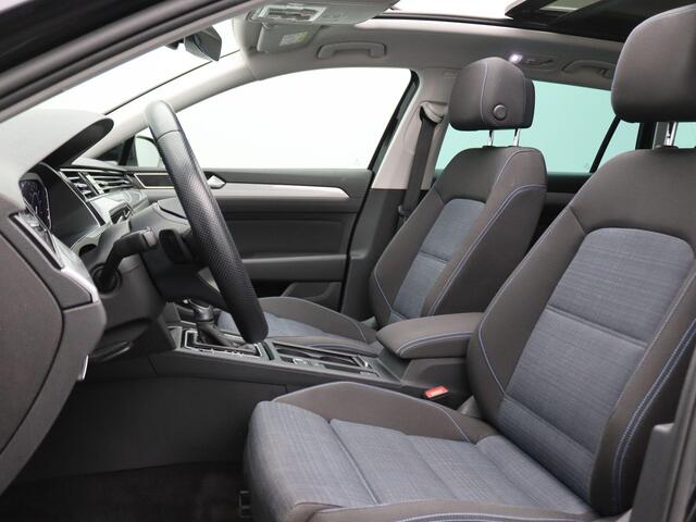 Volkswagen PASSAT Variant 1.4 TSI PHEV GTE Business 218PK DSG matrix led, trekhaak, achteruitrijcamera, adaptive cruise, lane assist, keyless, stoelverwarming, massage stoel, schuif-kantel panoramadak, 18" lichtmetaal