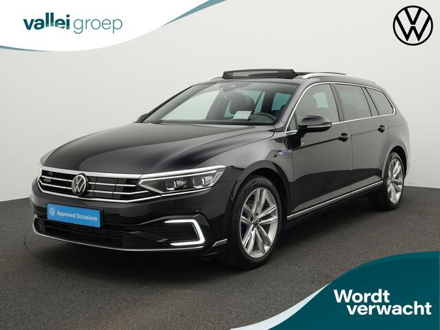 Volkswagen PASSAT Variant 1.4 TSI 218 pk DSG PHEV GTE Business | Panoramadak | Geheugen-/massagestoel | Head-up display | Adaptief onderstel | IQ Light | Leder/alcantara | Achteruitrijcamera