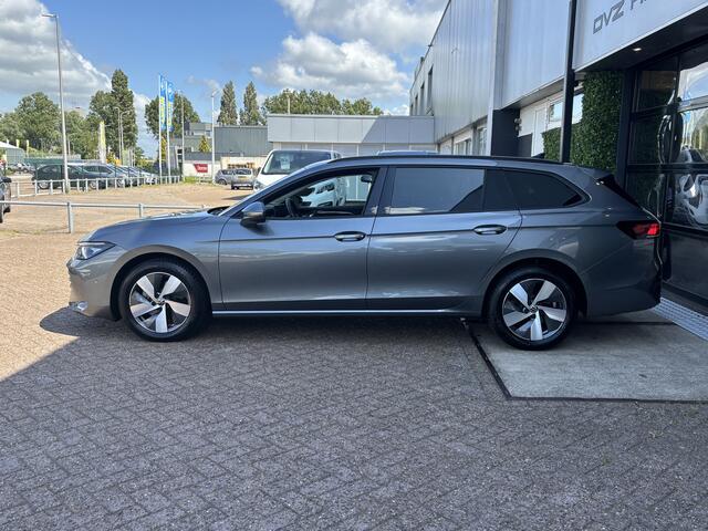 Volkswagen PASSAT Variant 1.5 eTSI DSG Business | Carplay | Comfort Pack | Trekhaak | BTW