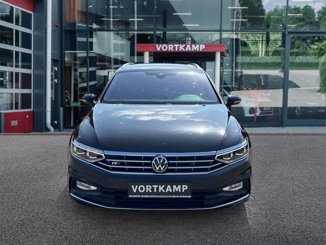 Volkswagen PASSAT 2.0 TDI DSG R-LINE CAMERA/NAVI/ACC/E-KLEP/CARPLAY/STOELVERW