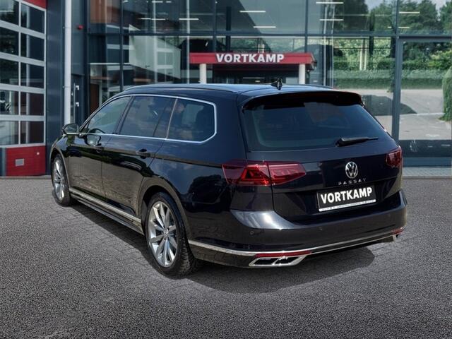 Volkswagen PASSAT 2.0 TDI DSG R-LINE CAMERA/NAVI/ACC/E-KLEP/CARPLAY/STOELVERW