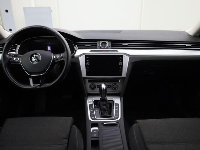 Volkswagen PASSAT Variant 1.4TSI/125PK Comfortline Business DSG · Trekhaak · Navigatie · App Connect