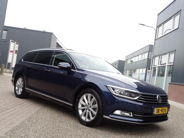 Volkswagen PASSAT Variant 1.4 TSI ACT Highline Business R Automaat|Navigatie|Leder|Airco ECC|Adaptieve CruisControlLed pakket|Keyless Go/Entry|Elektrische trekhaak|Stoelverwarming|