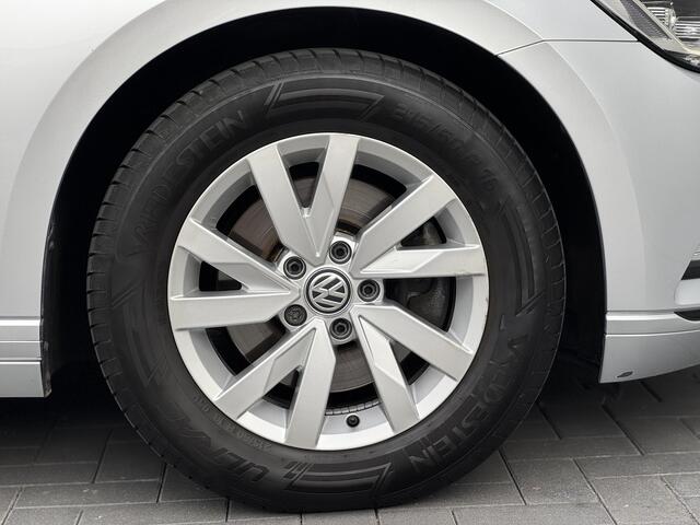 Volkswagen PASSAT Variant 1.6 TDI DSG Comfortline Business | Full LED | Adaptive Cruise | Apple CarPlay | Trekhaak