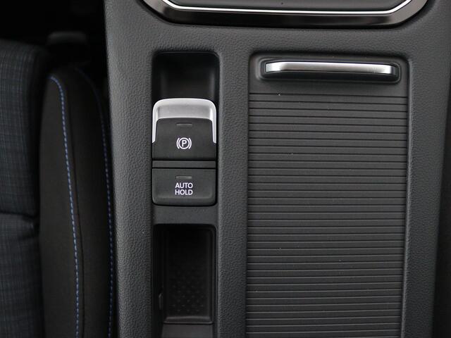 Volkswagen PASSAT 1.4 TSI PHEV GTE | Stoelverwarming | Camera | Adaptive cruise | Matrix LED | Massage | Carplay | Navigatie | Side Assist
