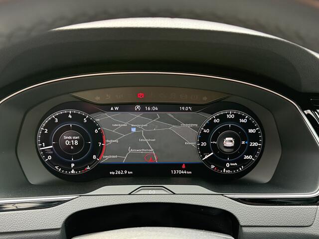 Volkswagen PASSAT Variant 1.4 TSI ACT 150PK AUT. *!* R-LINE *!* PANORAMADAK/ CAMERA/ NAVI/ 18 INCH/ LED *!*