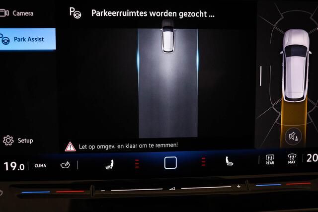 Volkswagen PASSAT Variant 1.5 eTSI Elegance Business | MASSAGE | STUURVERWARMING | PARK ASSIST