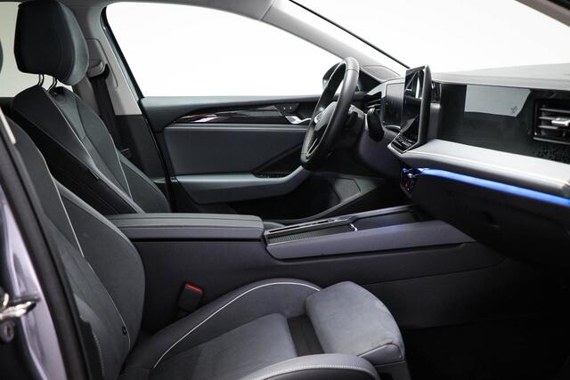 Volkswagen PASSAT Variant 1.5 eTSI Elegance Business | MASSAGE | STUURVERWARMING | PARK ASSIST