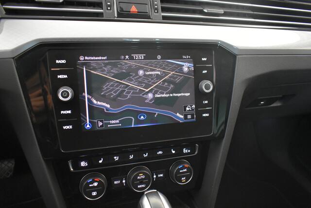Volkswagen PASSAT PHEV GTE el Trekh + A klep Camera Disc Pro Navi Virtual IQ Light Dynaudio