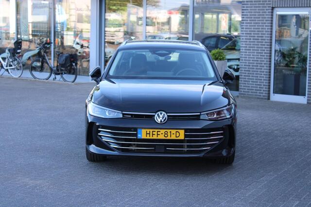 Volkswagen PASSAT Variant 1.5 eTSI Elegance Head up/Led/Adaptive/Massage