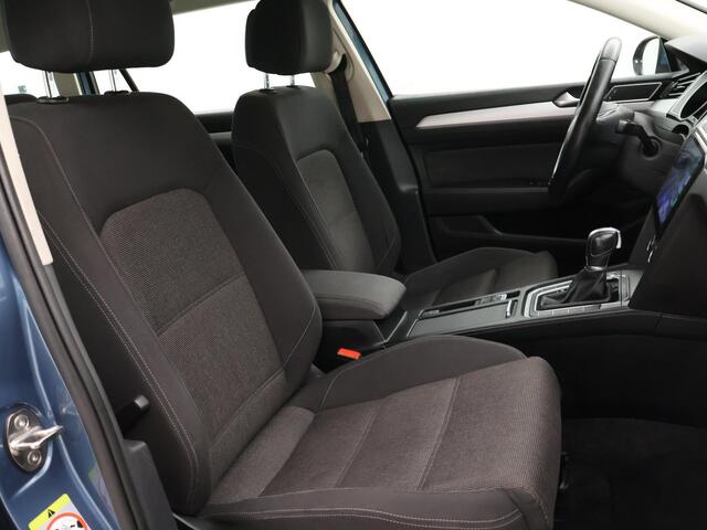 Volkswagen PASSAT Variant 1.6 TDI DSG AUT. COMFORTLINE + APPLE CARPLAY / ADAPTIVE CRUISE / CAMERA / TREKHAAK