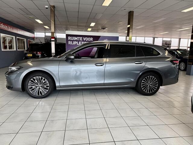 Volkswagen PASSAT Variant 1.5 eTSI Elegance DSG *MATRIX*KEYL*360CAM*MASSAGE*