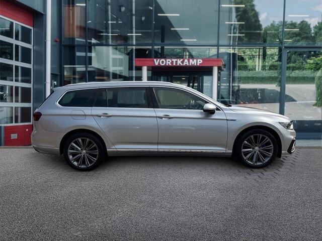 Volkswagen PASSAT 1.4 TSI DSG GTE PANO-DAK/TREKHAAK/360-CAMERA/NAVI/ACC/STOELVERW