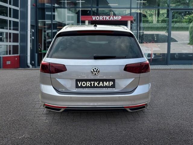 Volkswagen PASSAT 1.4 TSI DSG GTE PANO-DAK/TREKHAAK/360-CAMERA/NAVI/ACC/STOELVERW