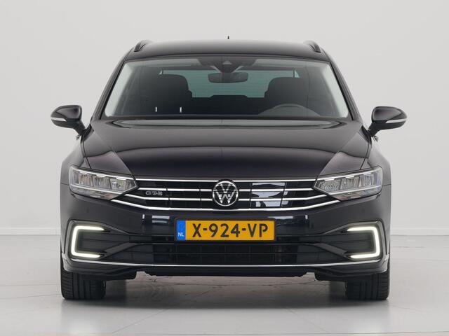 Volkswagen PASSAT Variant 1.4 TSI 218pk PHEV GTE Business Navigatie Virtual Cockpit Pdc Acc 192