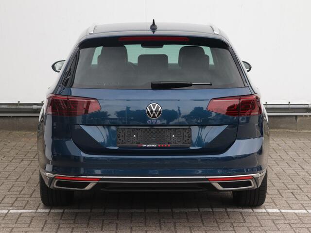 Volkswagen PASSAT Variant 1.4 TSI PHEV GTE Business | Leder | 360 Camera | Stoel- en stuurverwarming | Navigatie Pro | Adaptive Cruise |
